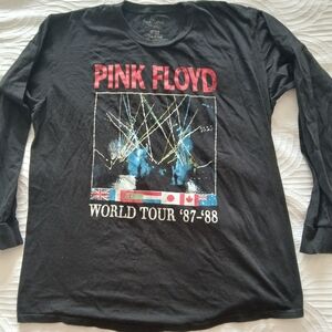 Pink Floyd World Tour '87-88 Black Long Sleeved Tee.